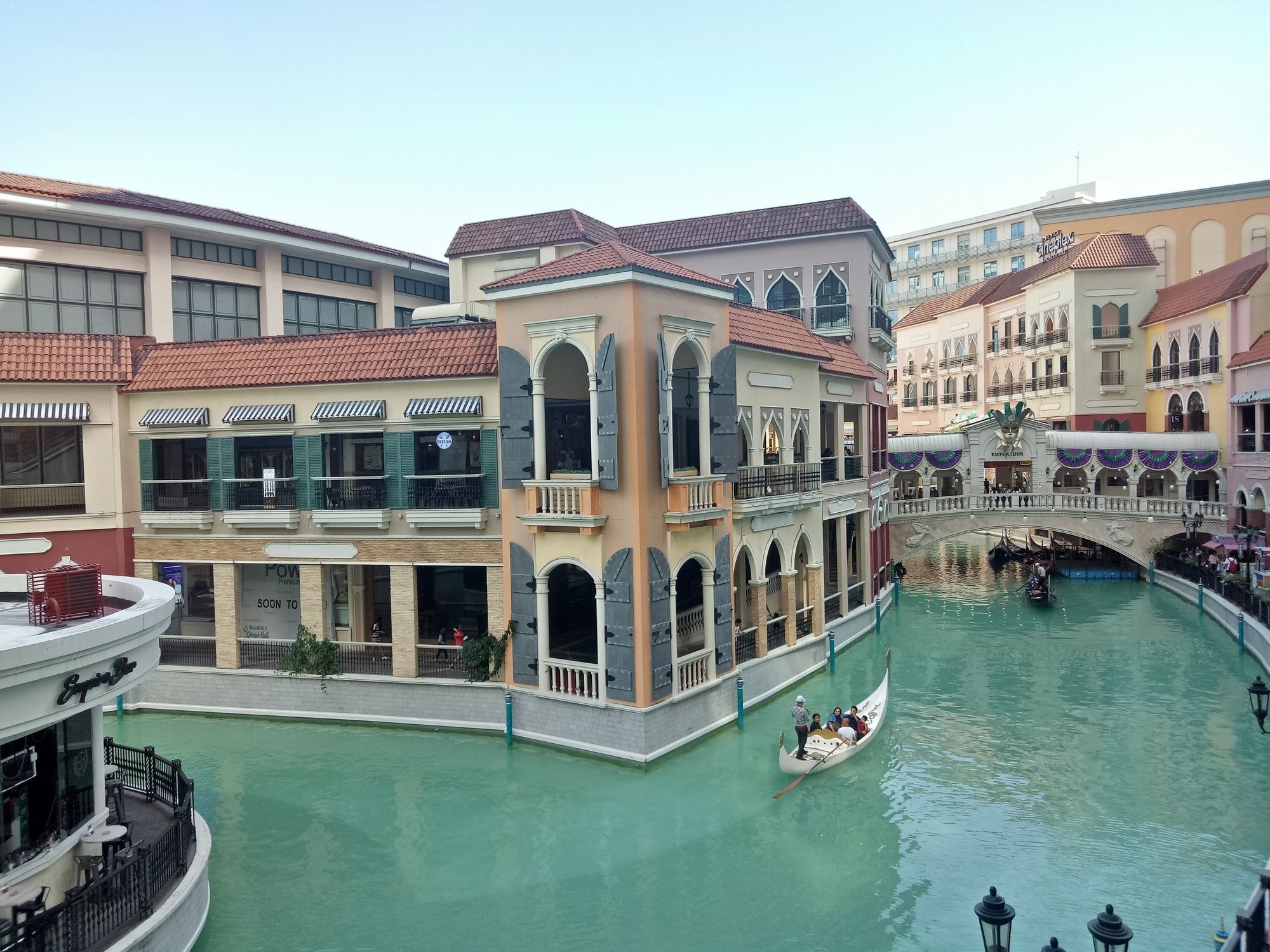 Venice Mckinley Hill Taguig Bgc Exterior foto